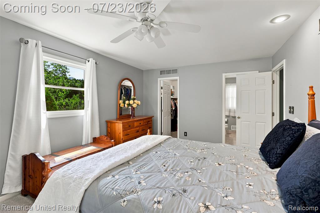 11922 Cody Creek Court, South Lyon, MI 48178 — Photo 32
