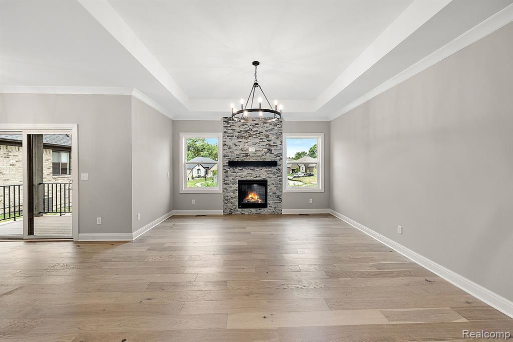55308 HANFORD Court, Utica, MI 48316 — Photo 12