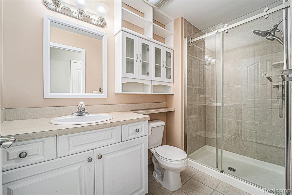52850 Sable Drive, Unit #26, Macomb, MI 48042 — Photo 15