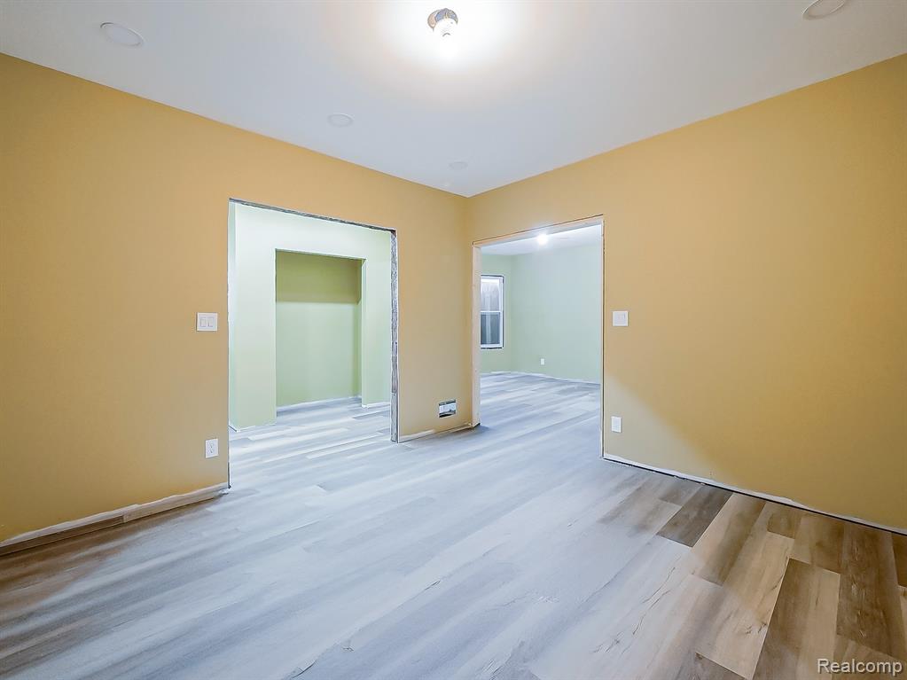 895 Blaine Street, Detroit, MI 48202 — Photo 3