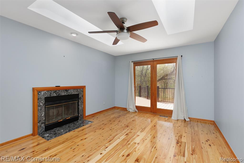 501 Alexander Drive, Commerce Twp, MI 48390 — Photo 15