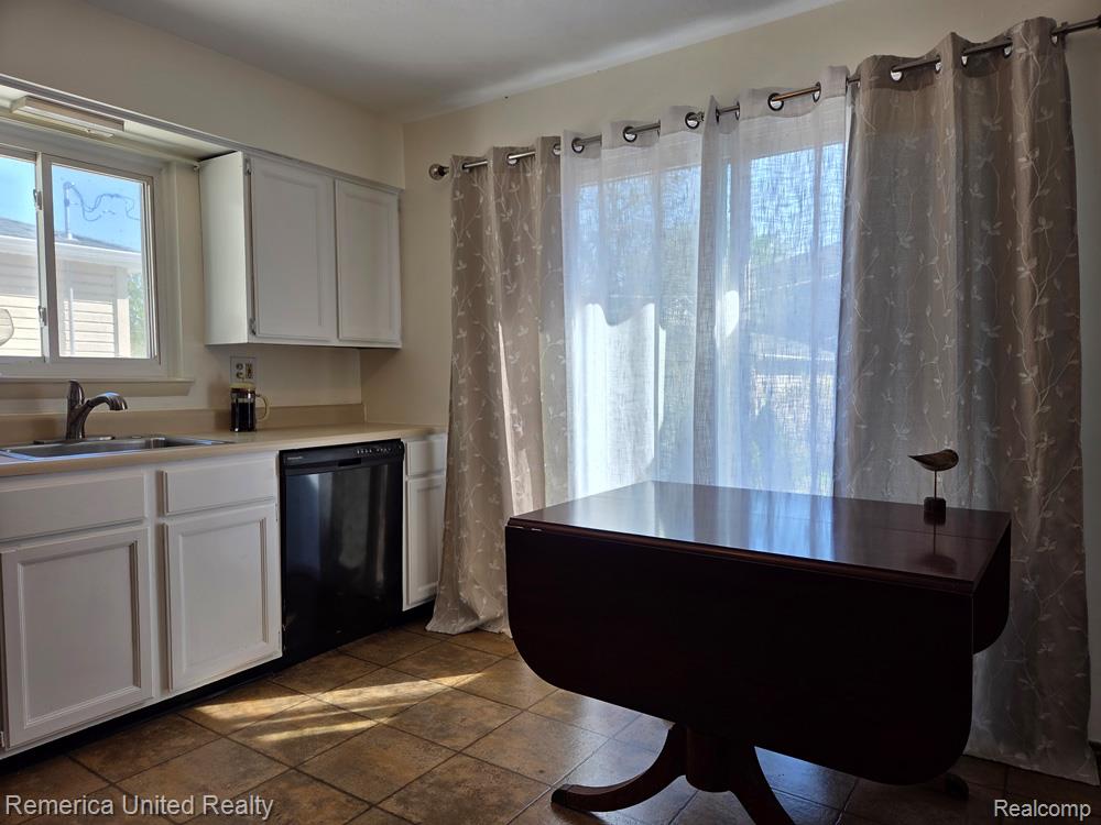 29821 Munro Street, Rockwood, MI — Photo 19