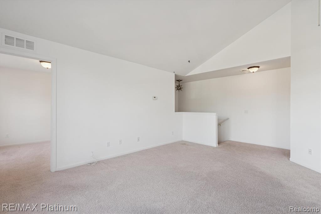 742 Olde English Circle, Howell, MI 48855 — Photo 9
