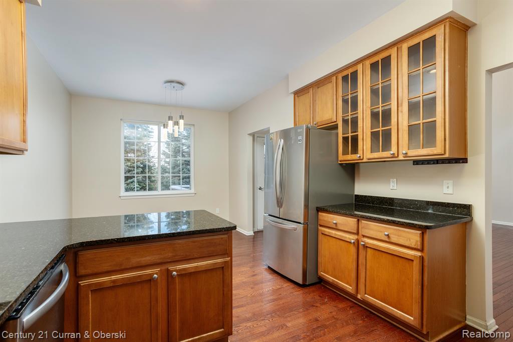 29428 Weston Drive, 124, Novi, MI 48377 — Photo 11