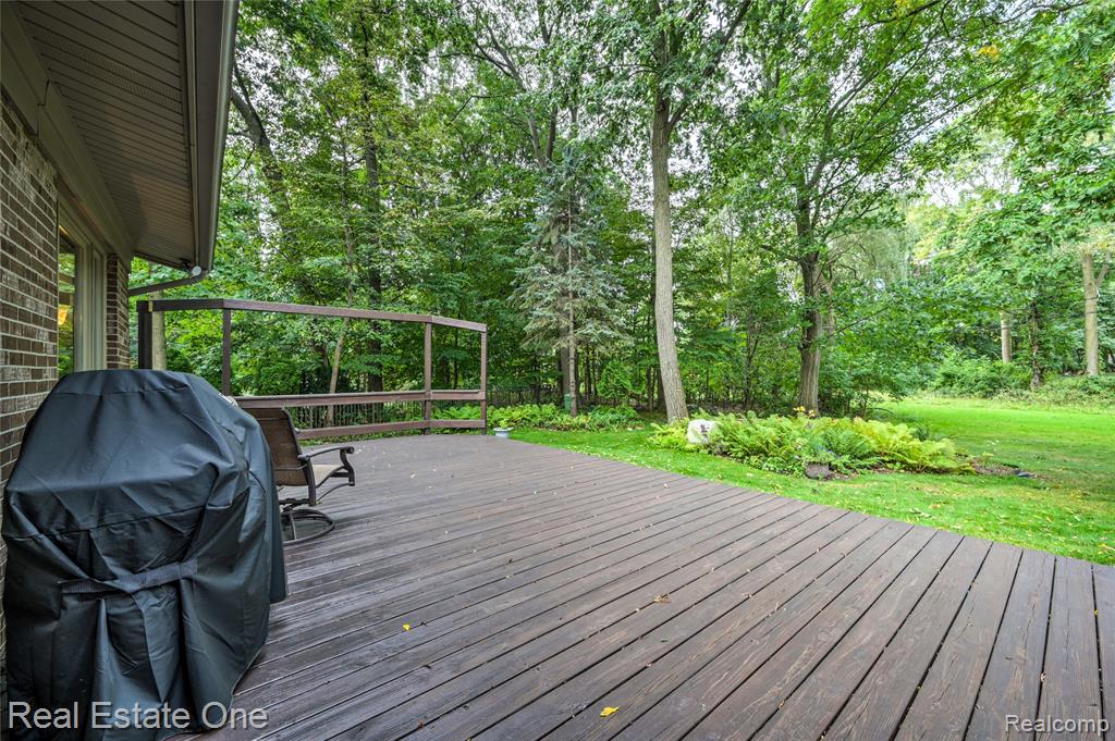 753 Medinah Drive, Rochester Hills, MI 48309 — Photo 33