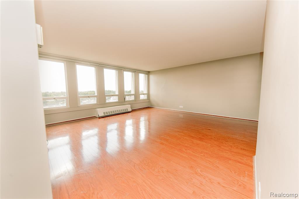 22700 Garrison Street, 906, Dearborn, MI 48124 — Photo 7
