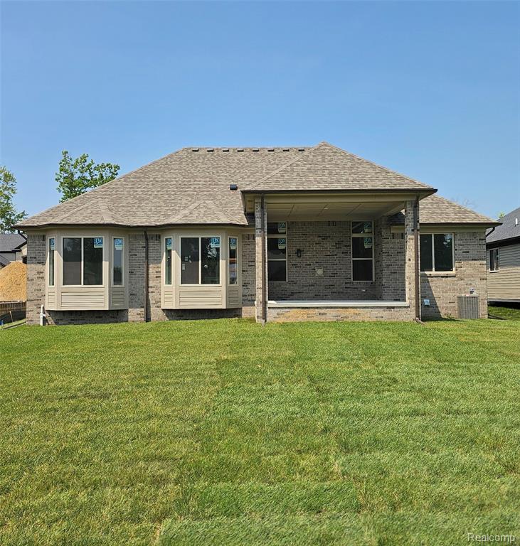 50792 TIMBERSTONE Drive, Macomb, MI 48042 — Photo 2