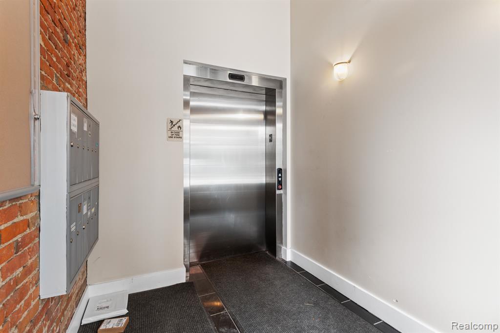 303 S MAIN Street, 206, Ann Arbor, MI 48104 — Photo 17