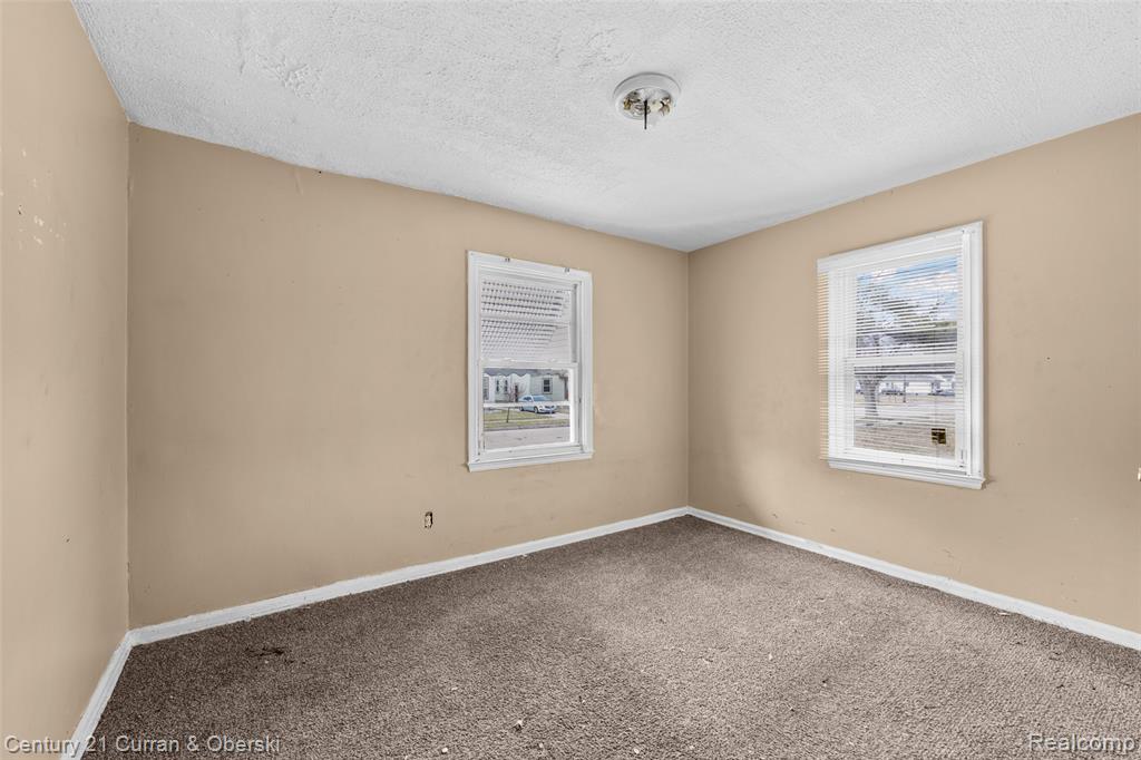 8468 Minock Street, Detroit, MI 48228 — Photo 12