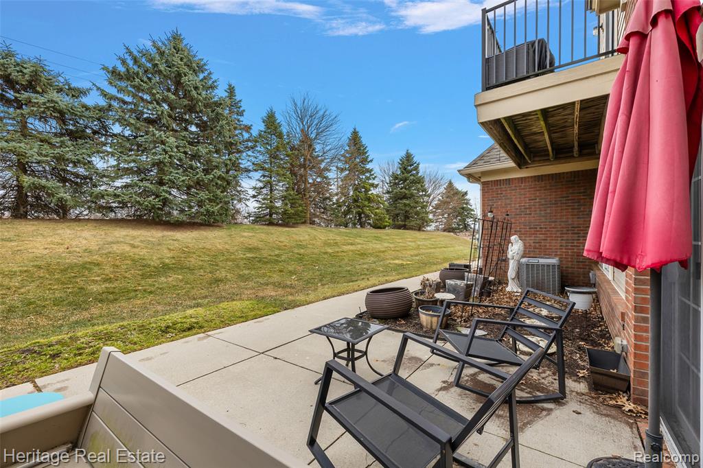 7892 Marie Drive, Utica, MI 48316 — Photo 25