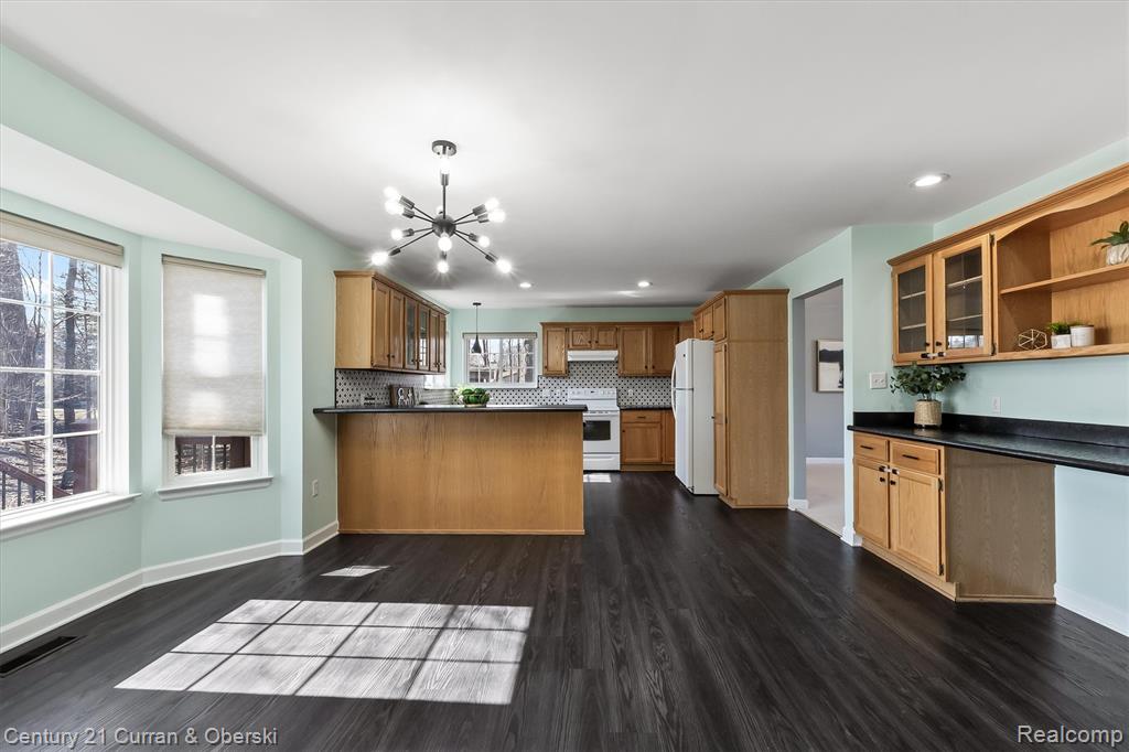 43552 Karli Lane, Canton, MI 48188 — Photo 14