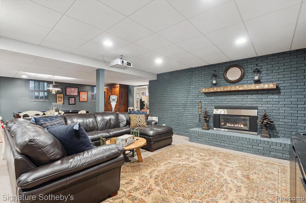 5170 TOOTMOOR Road, Bloomfield Hills, MI 48302 — Photo 32