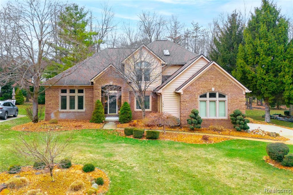 135 Great Pines Drive, Oxford, MI 48371 — front exterior