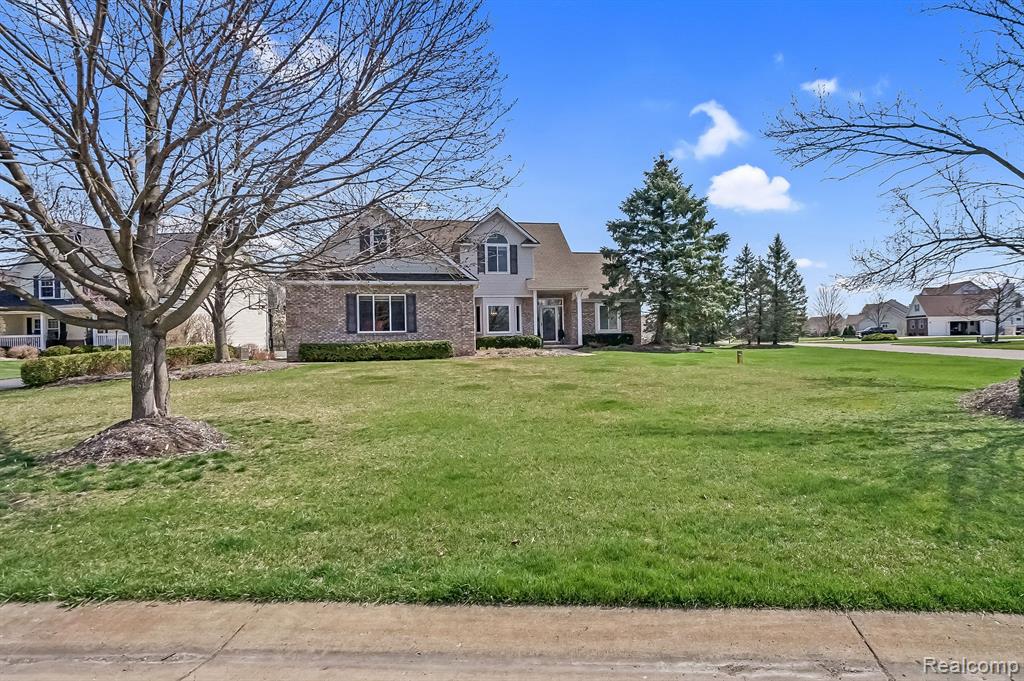 21191 GREENBRIAR Lane, South Lyon, MI 48178 — Photo 40
