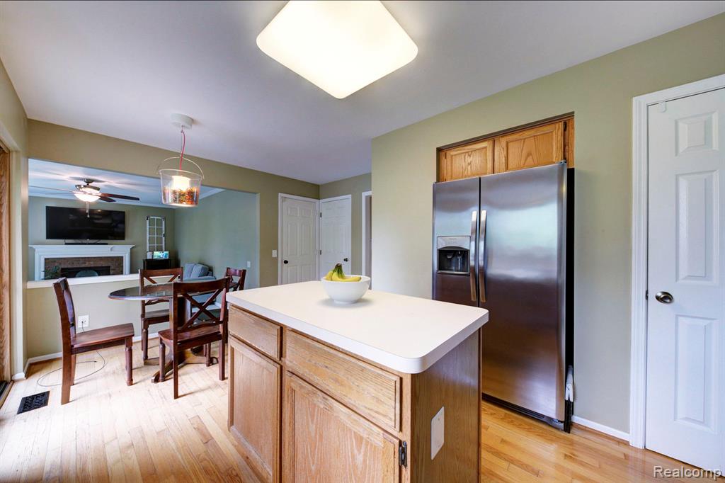 46500 E Oak Manor Court, Canton, MI 48187 — Photo 16