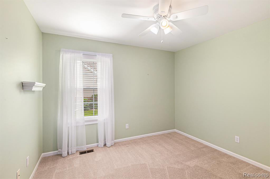 4759 New Haven Drive, Howell, MI 48843 — Photo 19