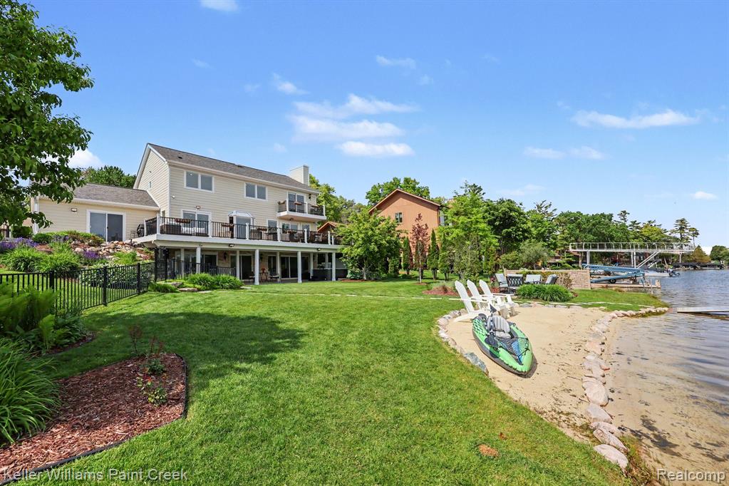 2560 Browning Drive, Lake Orion, MI — Photo 36