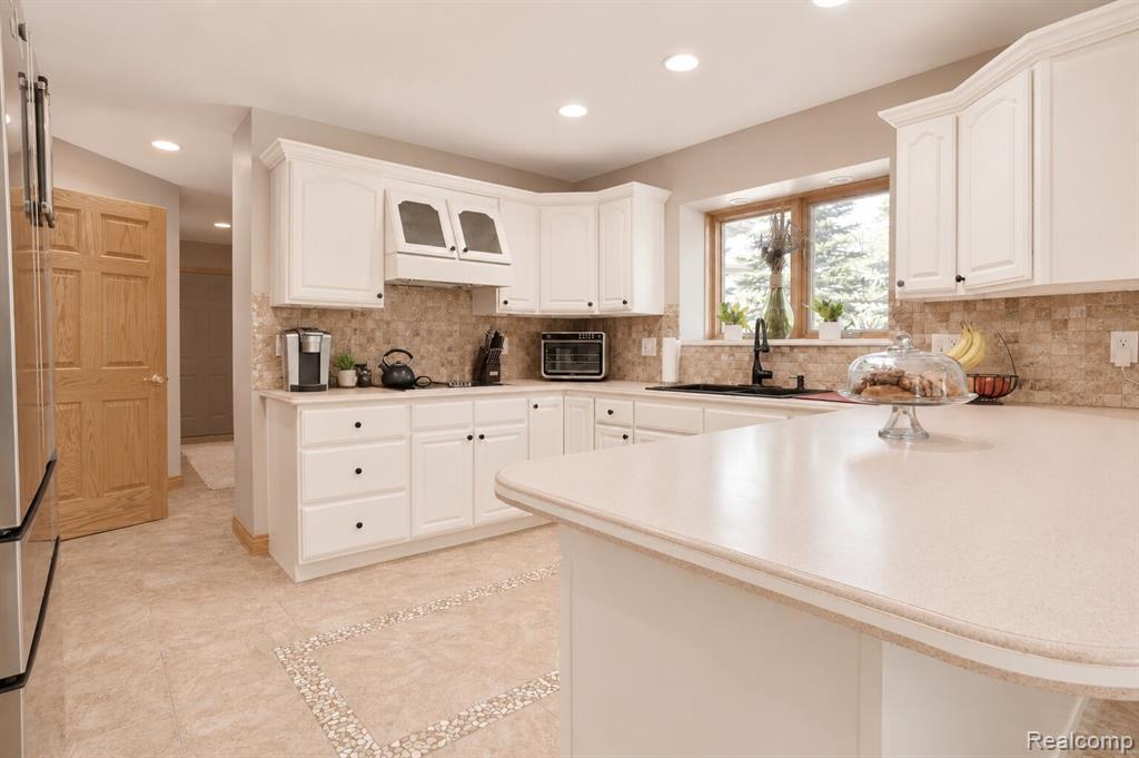 545 Karla Lane, Marysville, MI 48040 — Photo 9