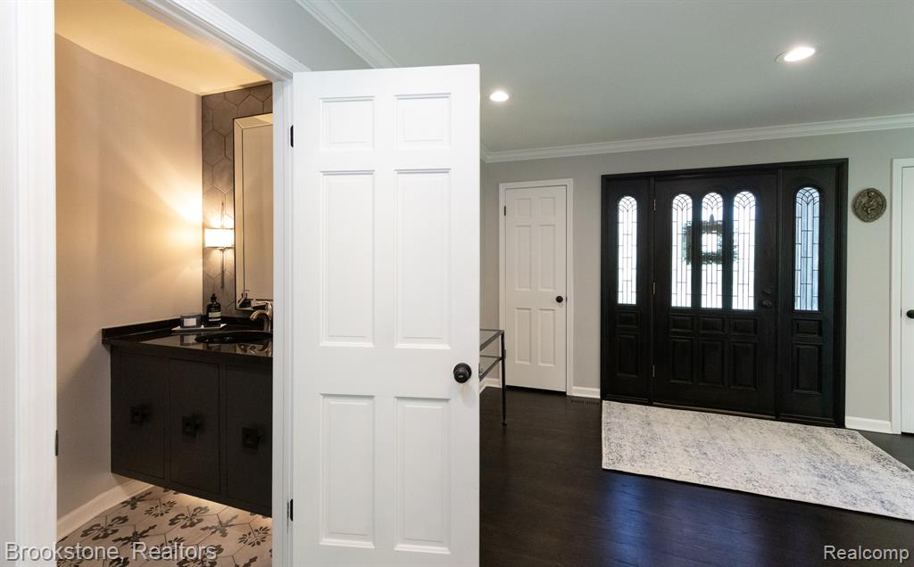 4780 CIDER HILL Drive, Rochester, MI 48306 — Photo 14
