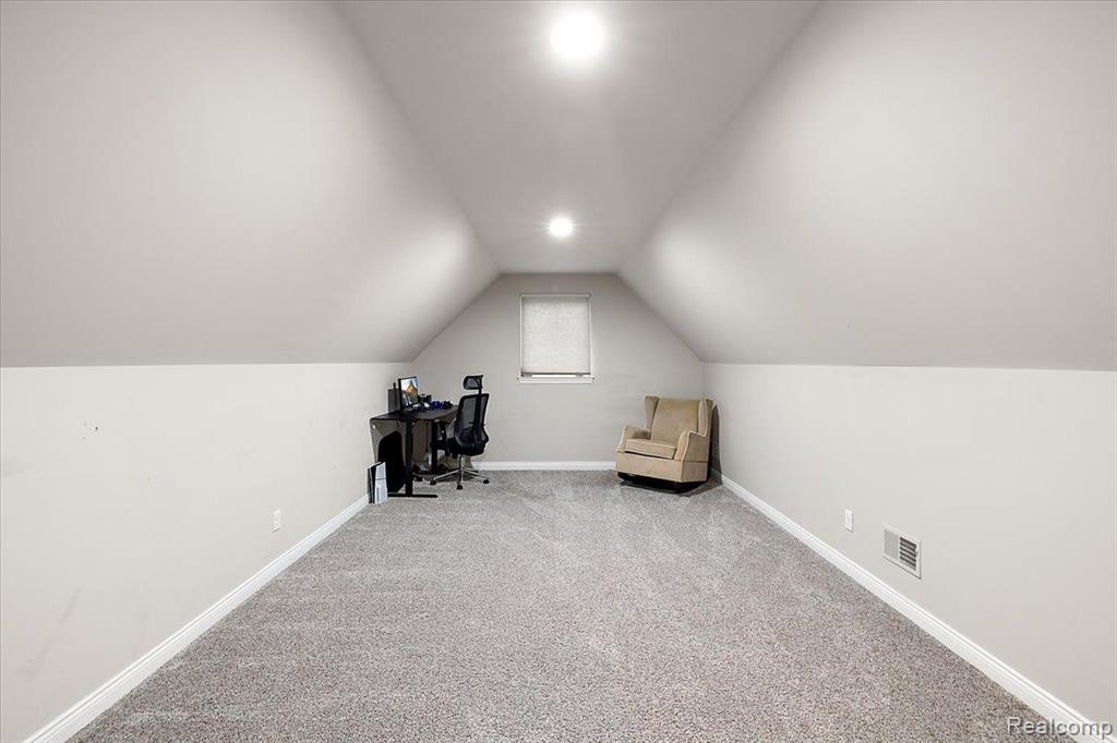 3973 LISA MARIE Drive, Sterling Heights, MI 48314 — Photo 46