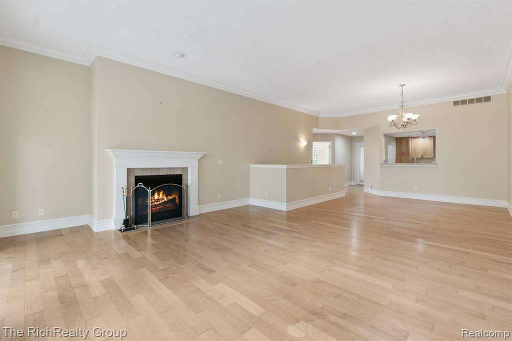 4172 Hamlet Cove, 14, Bath, MI 48808 — Photo 6
