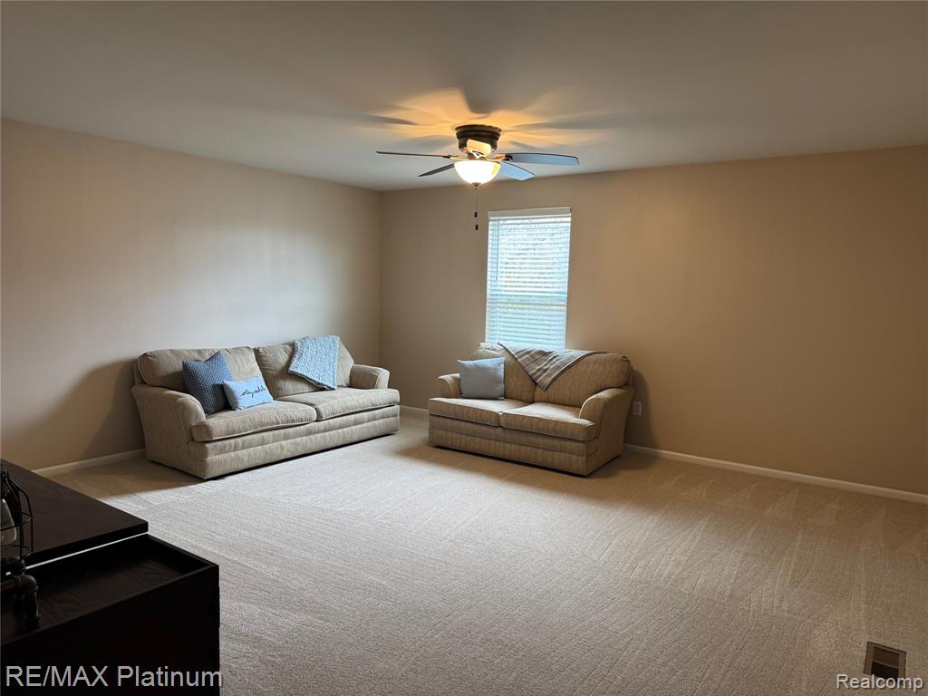 577 Acadia Court, Howell, MI 48843 — Photo 12