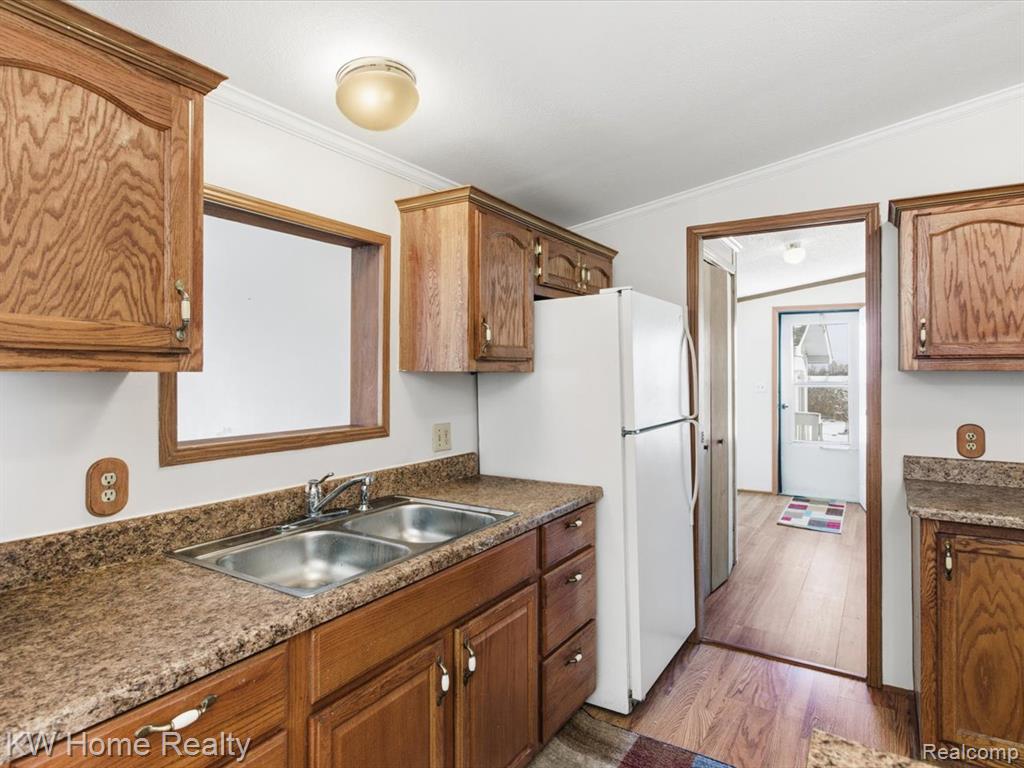 8890 Jeddo Road, Avoca, MI 48006 — Photo 11