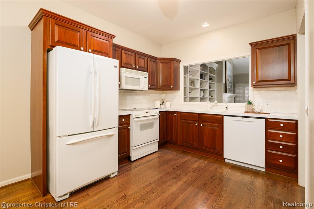 6576 Steeple Ridge, Clarkston, MI — Photo 15