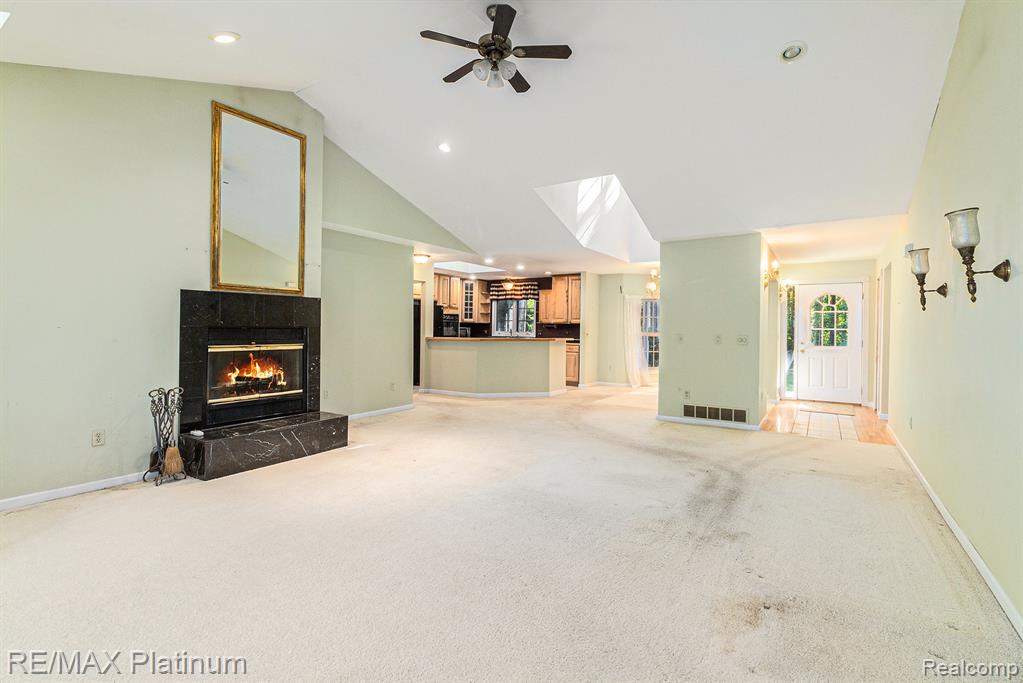 9151 PINEVIEW LAKE COURT, Linden, MI 48451 — Photo 7