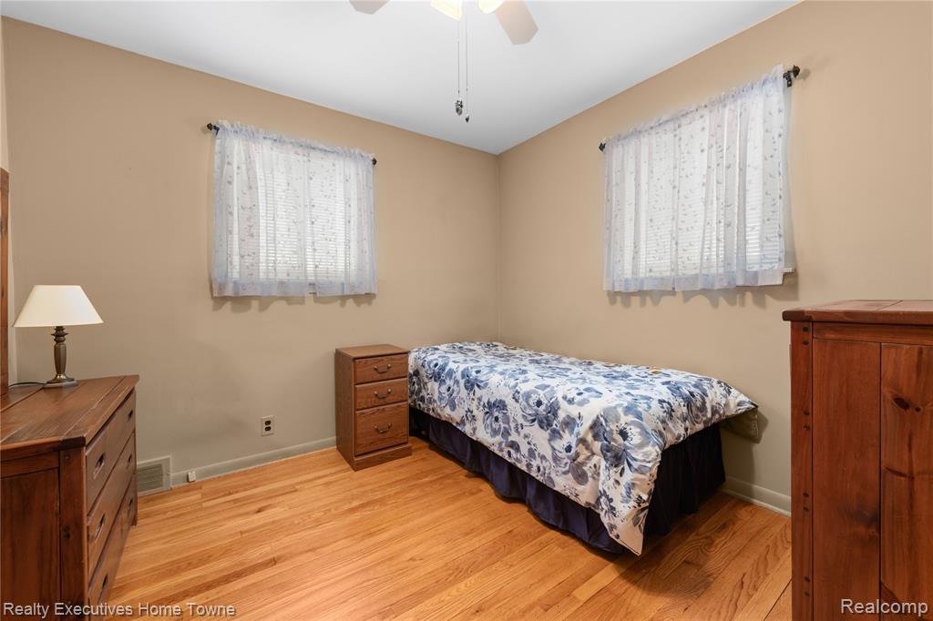 4611 E 13 Mile Road, Warren, MI 48092 — Photo 13