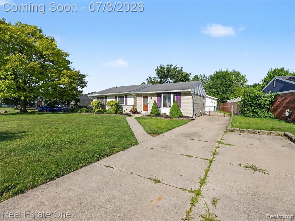 10637 Jackson St, Belleville, MI 48111 — Photo 3