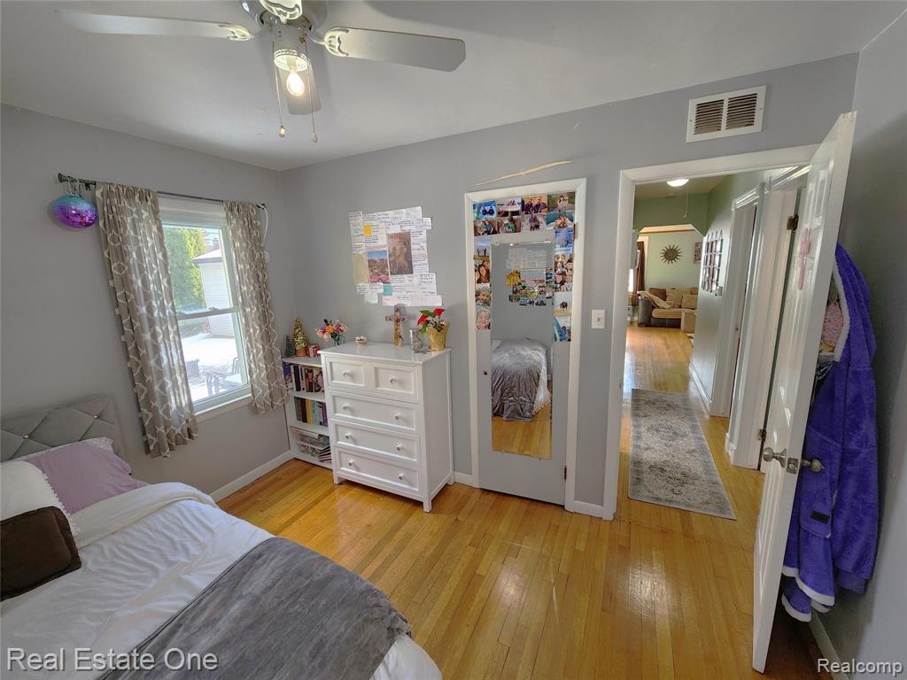 759 Chippewa Street, Mount Clemens, MI 48043 — Photo 11
