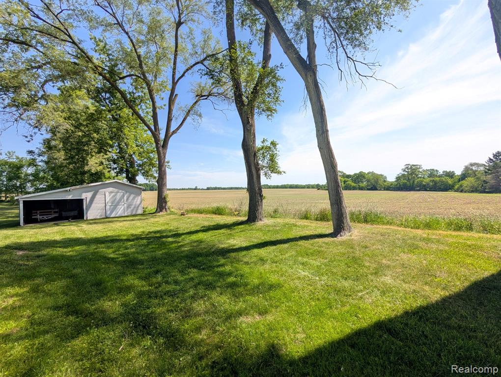 8059 E Mount Morris Road, Otisville, MI 48463 — Photo 25
