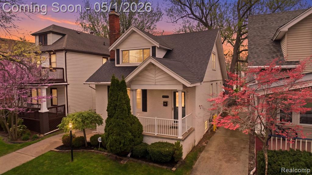1373 Beaconsfield Avenue, Grosse Pointe, MI 48230 — front exterior