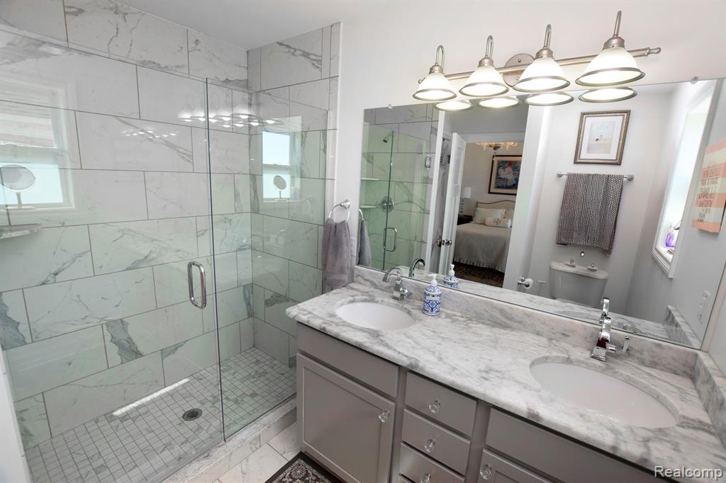 9466 HERITAGE, Goodrich Vlg, MI — Photo 11