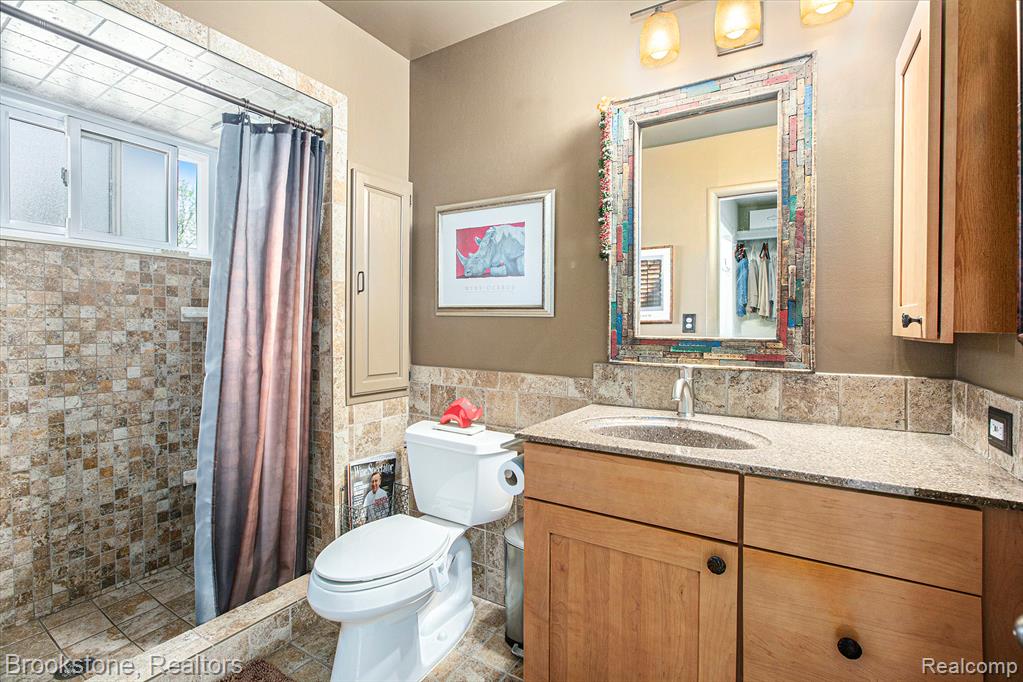 4057 Cypress Drive, Troy, MI 48085 — Photo 26