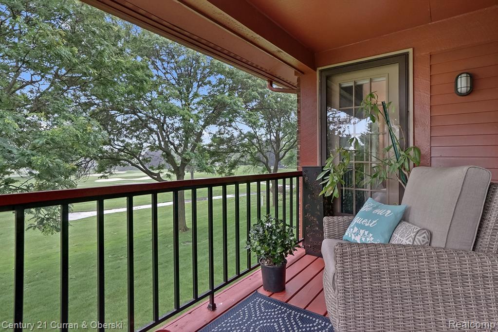 866 GREENVIEW Court, 6, Rochester Hills, MI 48307 — Photo 33