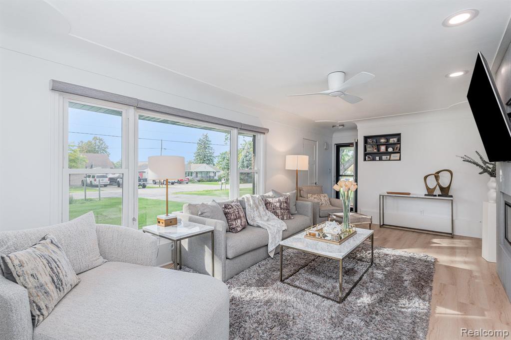 5447 Kasemeyer Road, Bay City, MI 48706 — Photo 5