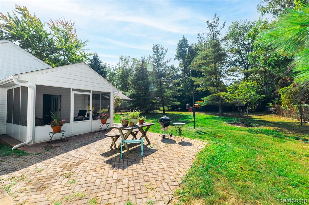 9447 Whitall Lane Road, Grosse Ile, MI 48138 — Photo 29