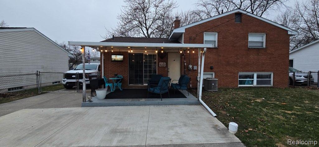 31753 Hazel Street, Rockwood, MI — Photo 34