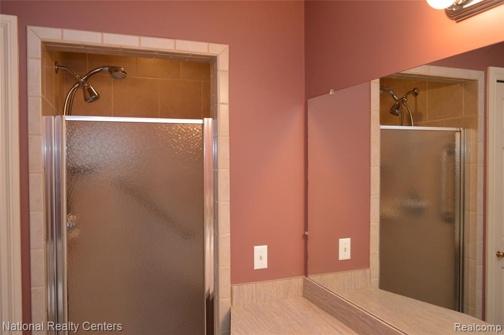 9642 Nook Road, 7, Clay, MI 48001 — Photo 10