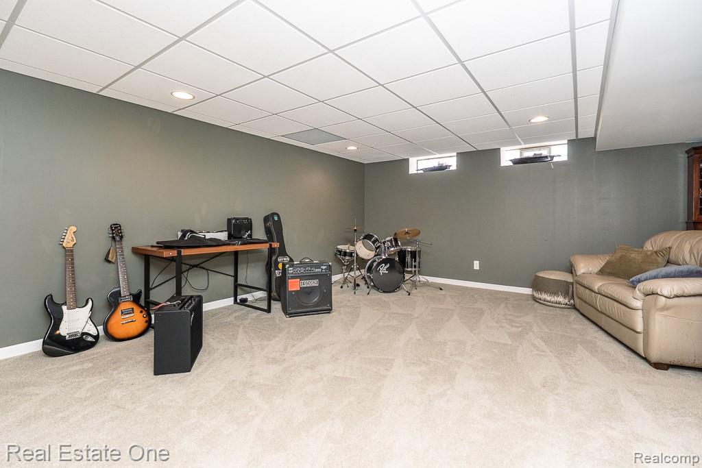 395 Wimpole Drive, Rochester Hills, MI 48309 — Photo 14