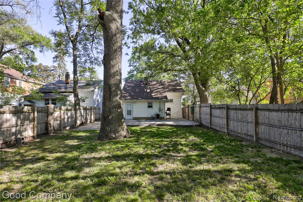 564 E Lewiston Avenue, Ferndale, MI 48220 — Photo 40