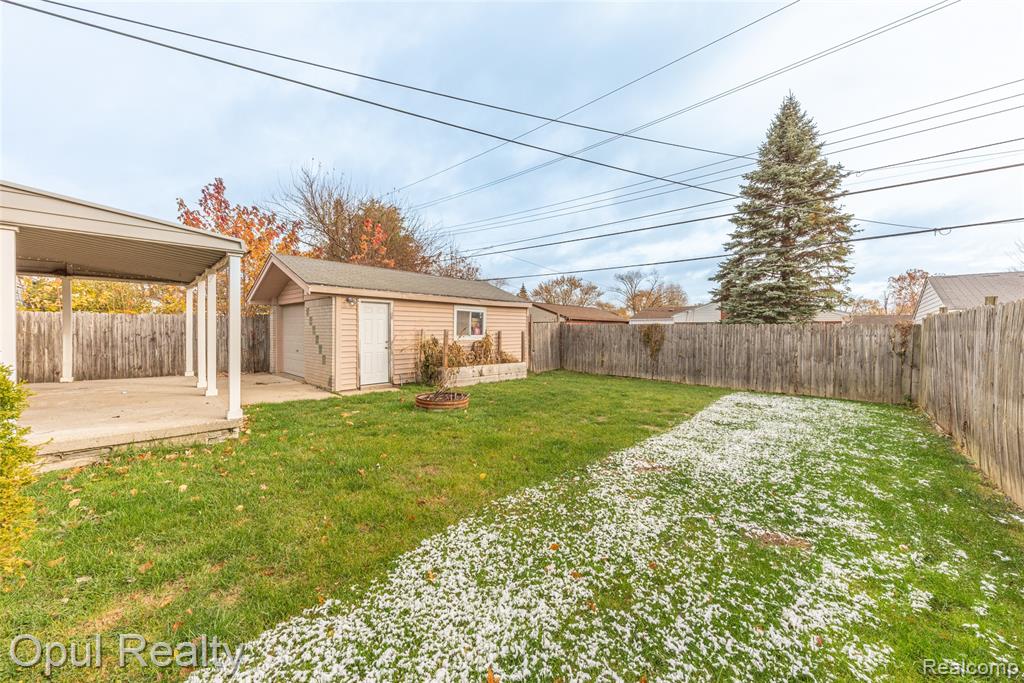 8234 Perrin Avenue, Westland, MI — Photo 33