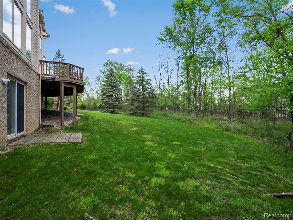 6671 CHELSEA, West Bloomfield, MI — Photo 31