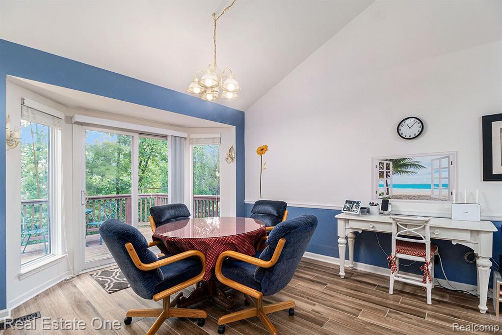 40832 LENOX PARK Drive, Novi, MI 48377 — Photo 12