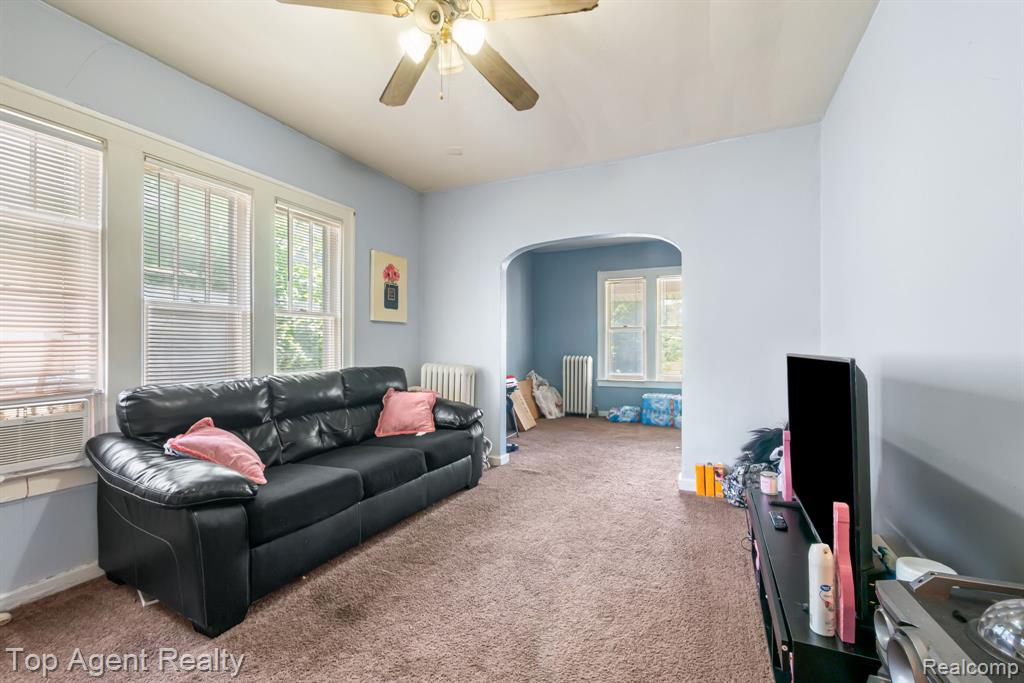 3958 Buckingham Avenue, Detroit, MI 48224 — Photo 12