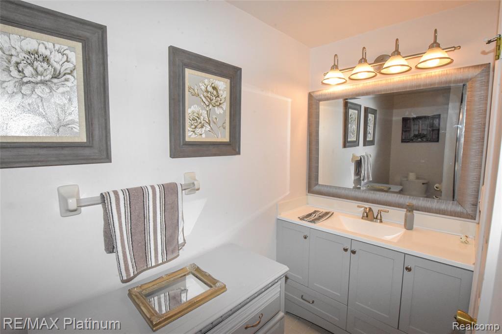 816 Maplewood Court, Brighton, MI 48116 — Photo 40