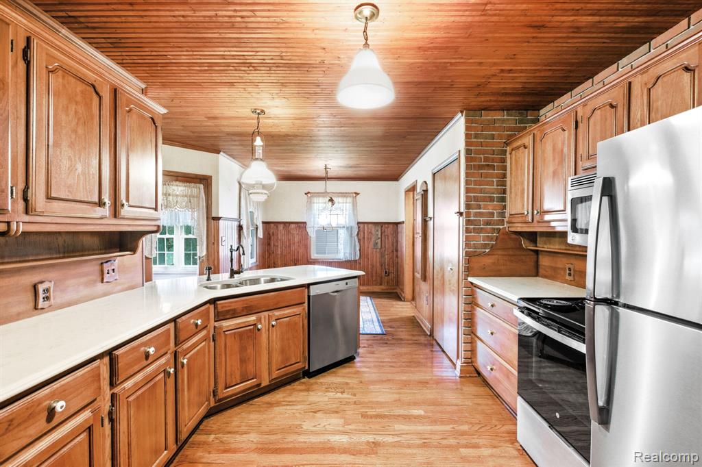 1620 S Delano Street, Marysville, MI 48079 — Photo 4