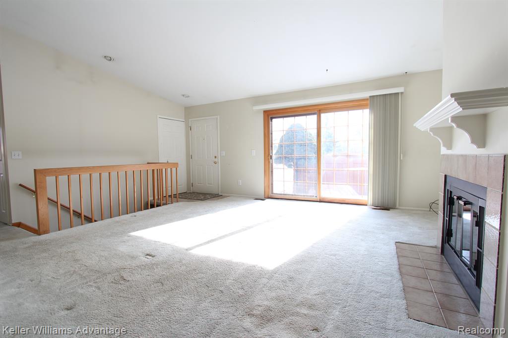 22266 Pondview, Novi, MI — Photo 3